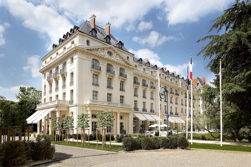 2.Trianon Palace Versailles, A Waldorf Astoria - Hotel Front View